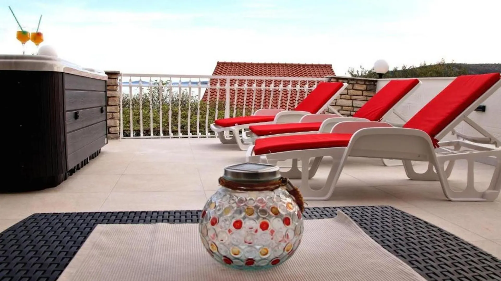 Apartment Sweet With Jaccuzi&Sea View Seget Vranjica
