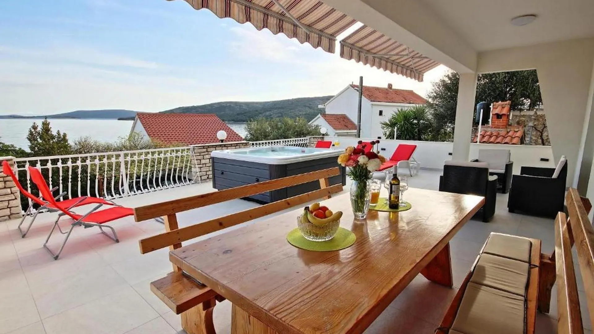 Apartment Sweet With Jaccuzi&Sea View Seget Vranjica 0*,  Croatia