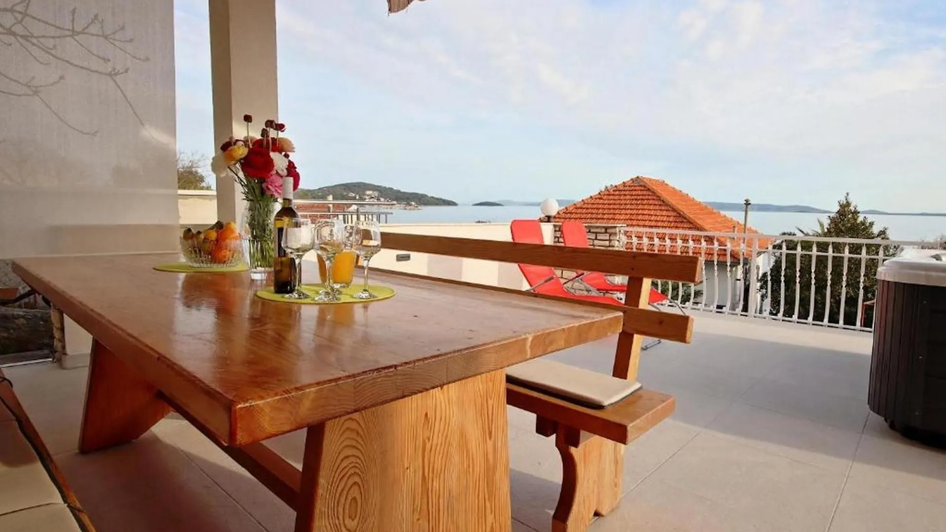 Apartment Sweet With Jaccuzi&Sea View Seget Vranjica